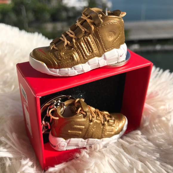 3D keychains - Sneakers - Nike - Hype. - Picture 1 of 14